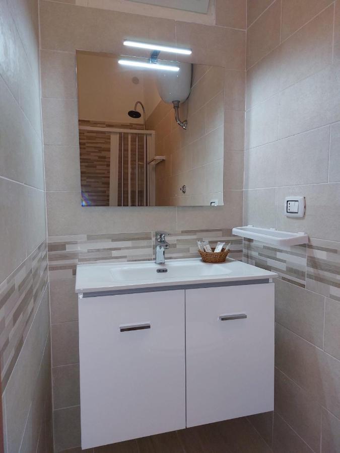 Esther Guest House Кастел Волтурно Екстериор снимка