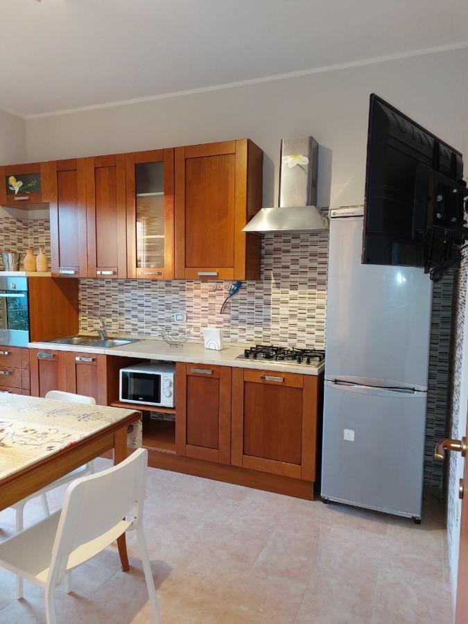 Esther Guest House Кастел Волтурно Екстериор снимка